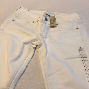 American eagle size 2 regular boot cut white pant
